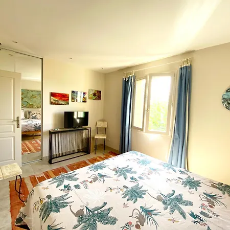 Chambre Avec Vue Saint-Quentin-la-Poterie Exterior photo